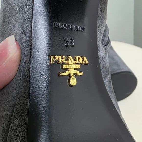 PRADA Grey Suede Platform Retro Block Chunky Heel Ankle Bootie Round Toe 38 - Picture 7 of 14